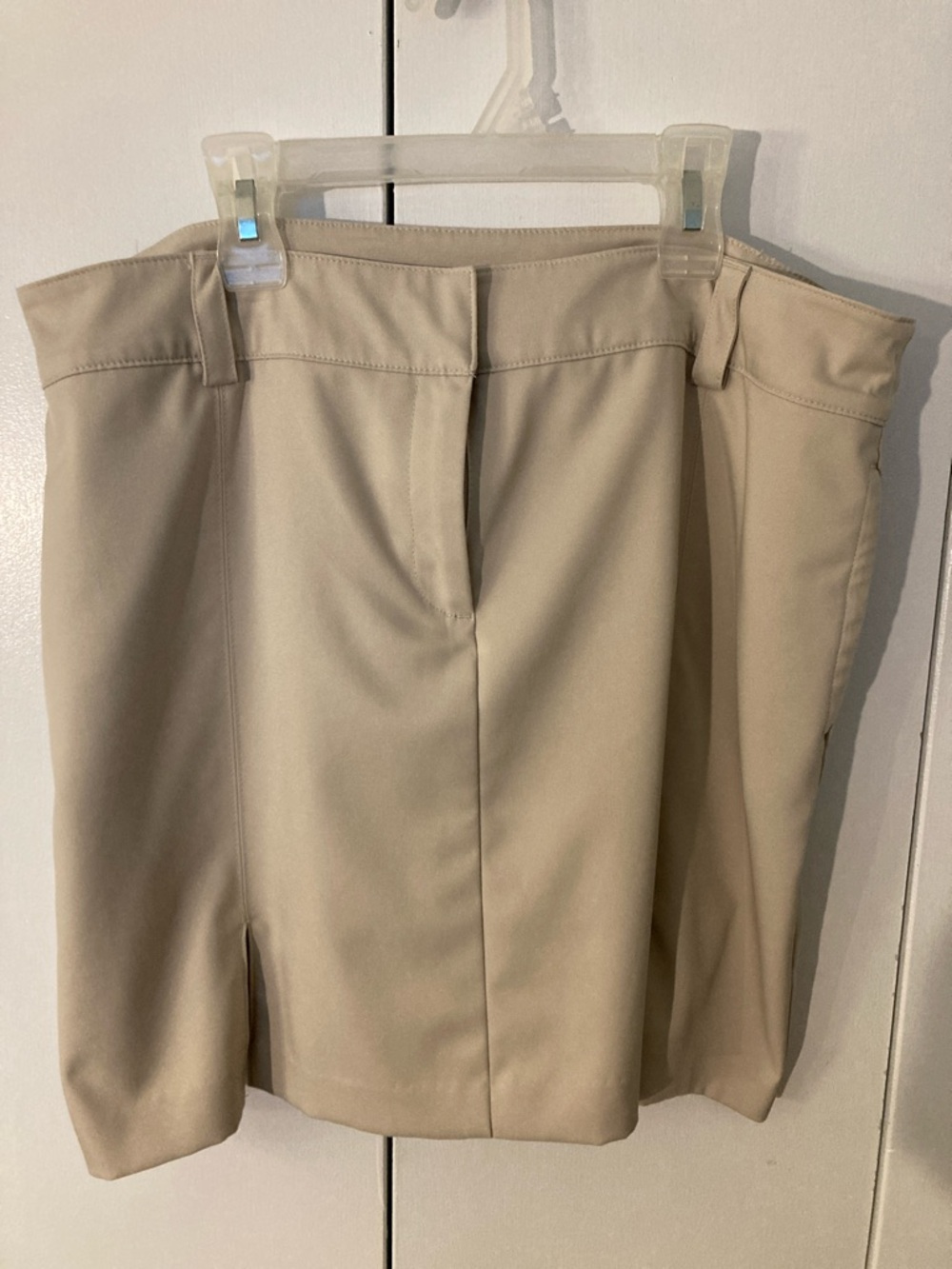 Izod Golf Beige Mini Skirt with shorts size 14